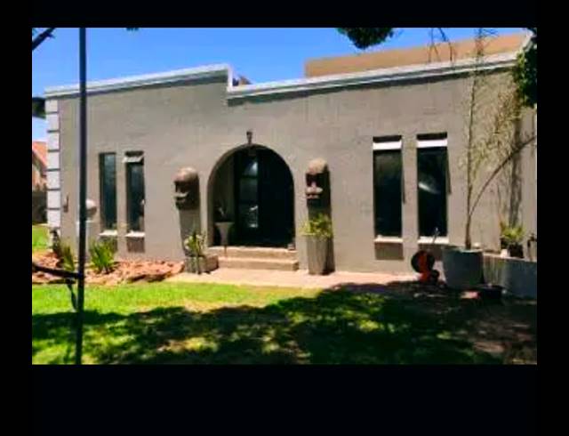 3 BEDROOM HOUSE TO LET IN VANDERBIJLPARK SW 2
